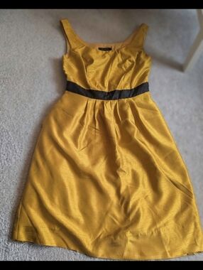 The Limited Gold sleeveless, round neck, knee length (0)